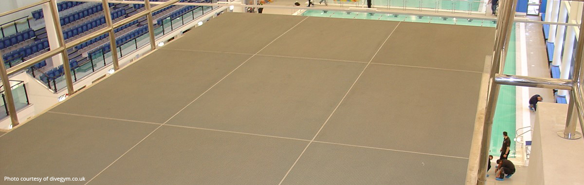 Swimming pool and dive board anti-slip material